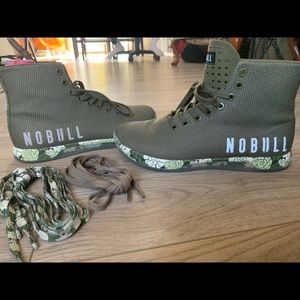 NOBULL high-tops size 9 women’s